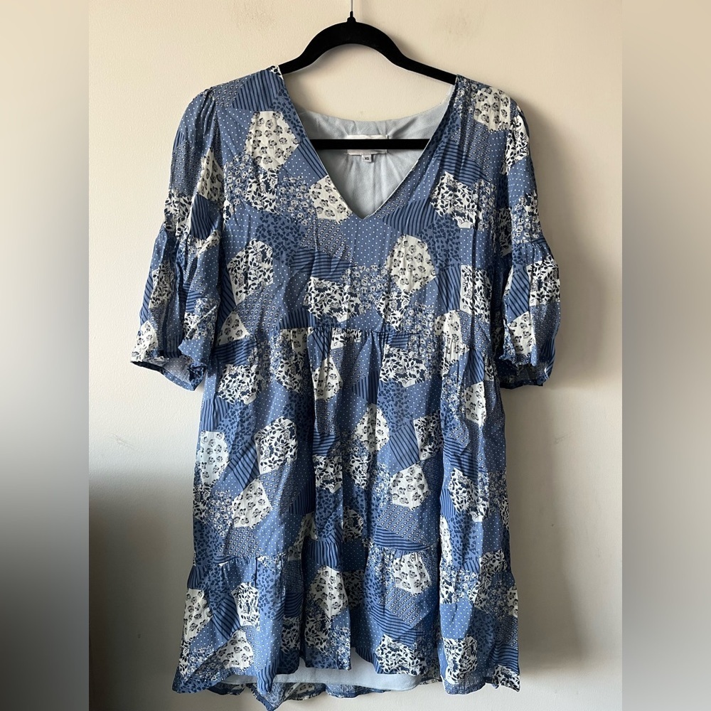 Park & Fifth Blue and White Patchwork V-neck Mini Dress - Size XS